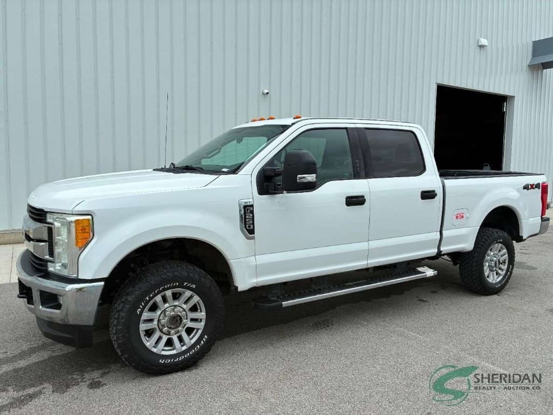 Image of Ford F-250 Primary image