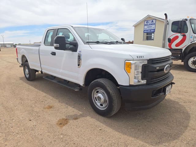 Image of Ford F-250 equipment image 1