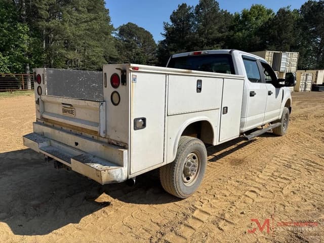 Image of Ford F-250 equipment image 1