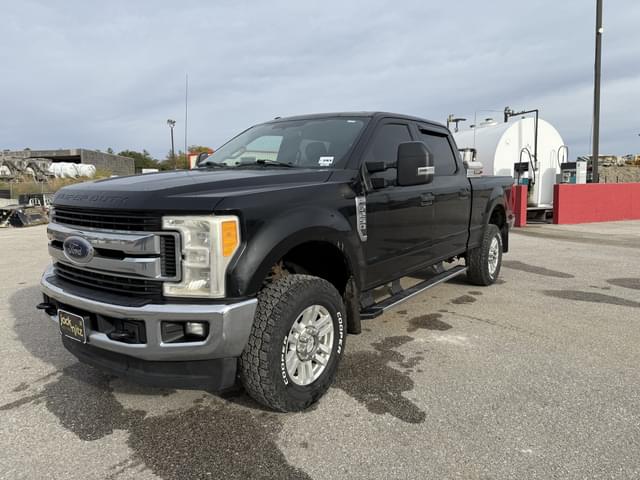 Image of Ford F-250 equipment image 3