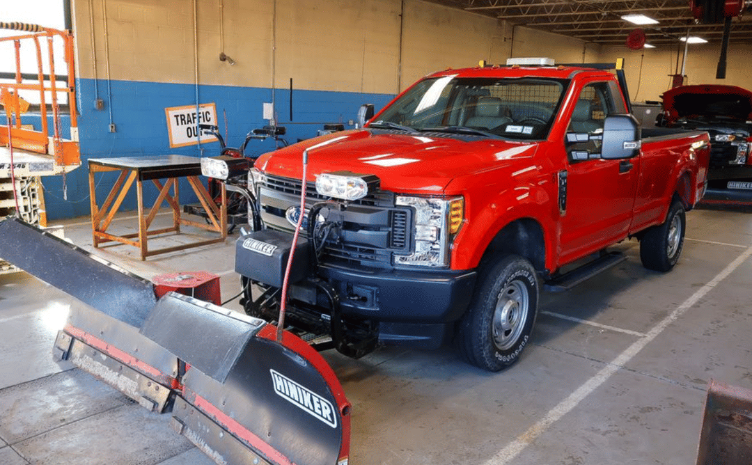 Image of Ford F-350 Primary image