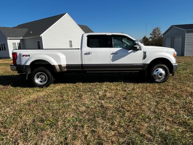 Image of Ford F-350 equipment image 4