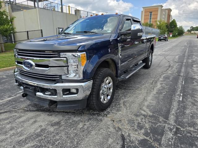Image of Ford F-350 equipment image 1