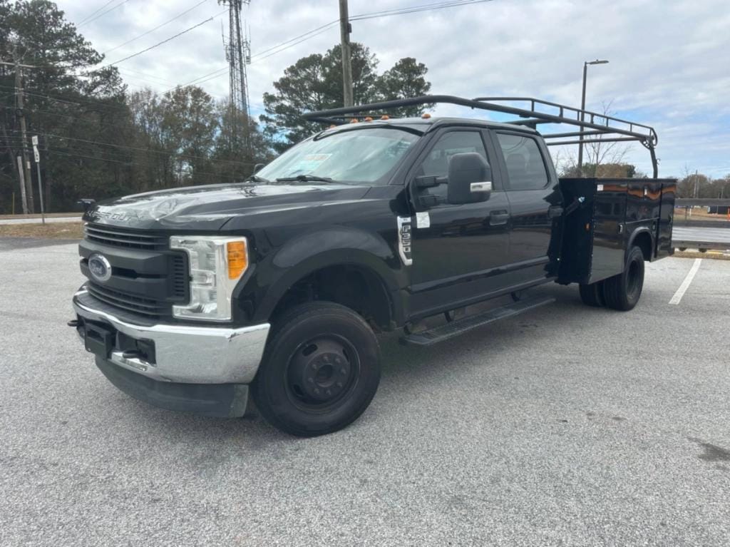 2017 Ford F-350 Equipment Image0