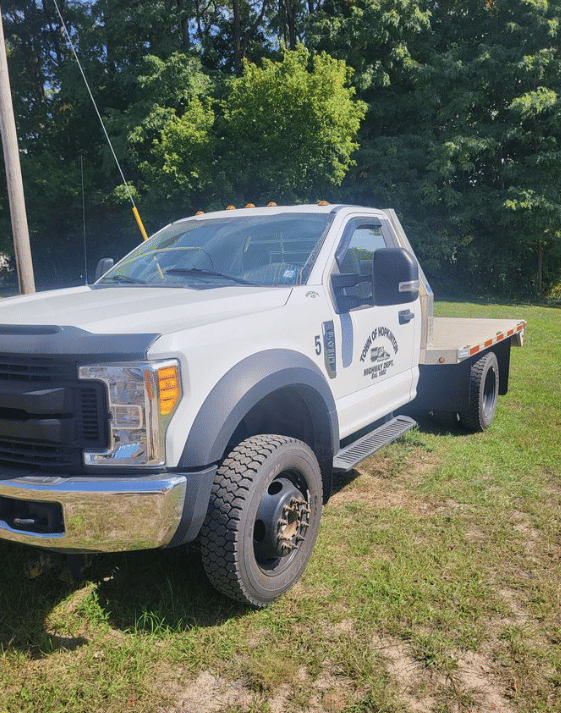 2017 Ford F-450 Equipment Image0