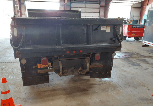 Image of Ford F-550 equipment image 1