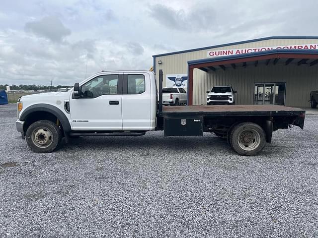 Image of Ford F-550 equipment image 1