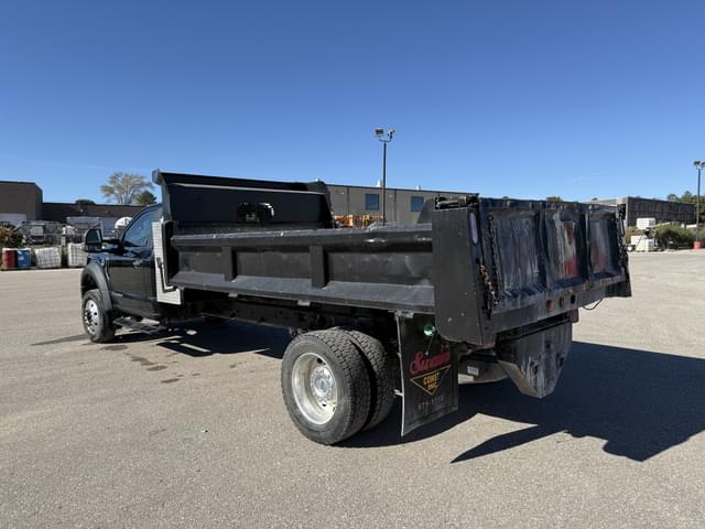 Image of Ford F-550 equipment image 3