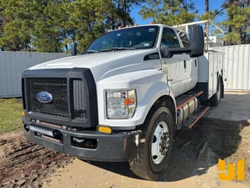 Main image Ford F-750