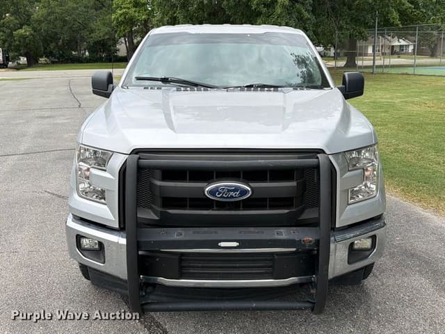 Image of Ford F-150 equipment image 1