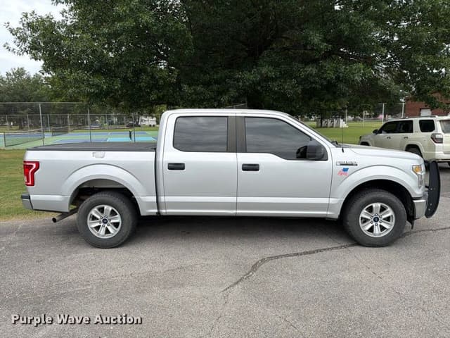 Image of Ford F-150 equipment image 3