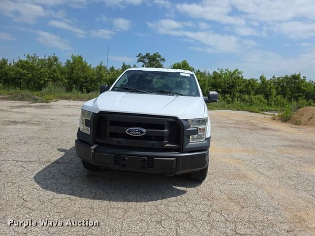 Image of Ford F-150 equipment image 1