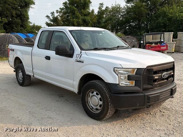 Image of Ford F-150 equipment image 2