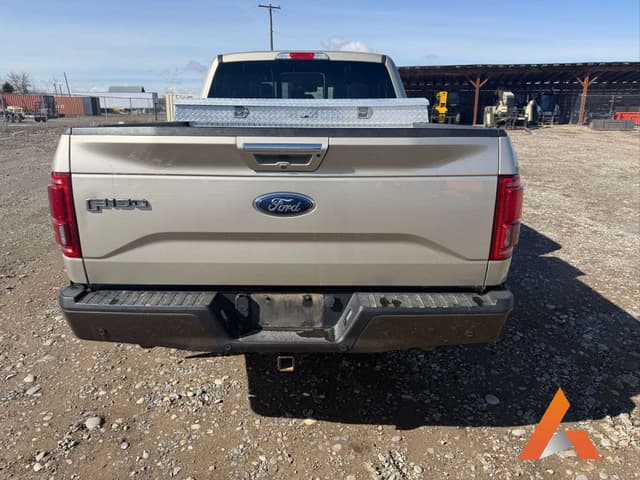 Image of Ford F-150 equipment image 3