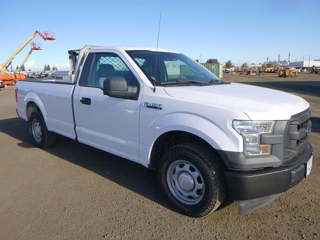 Image of Ford F-150 equipment image 1