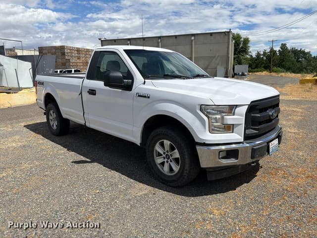 Image of Ford F-150 equipment image 2