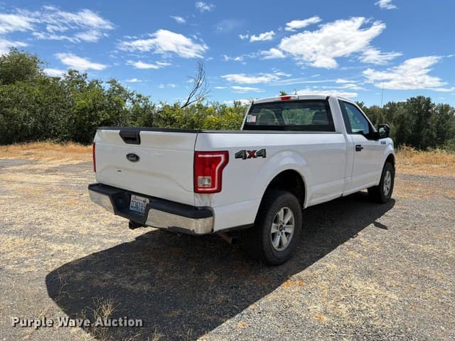 Image of Ford F-150 equipment image 4