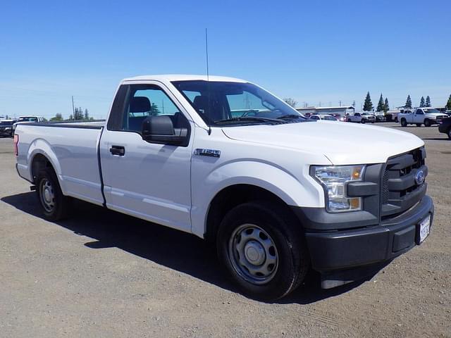 Image of Ford F-150 equipment image 1
