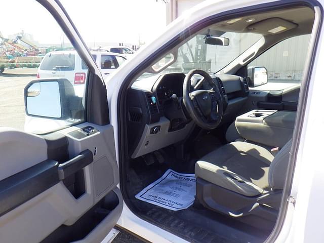 Image of Ford F-150 equipment image 4