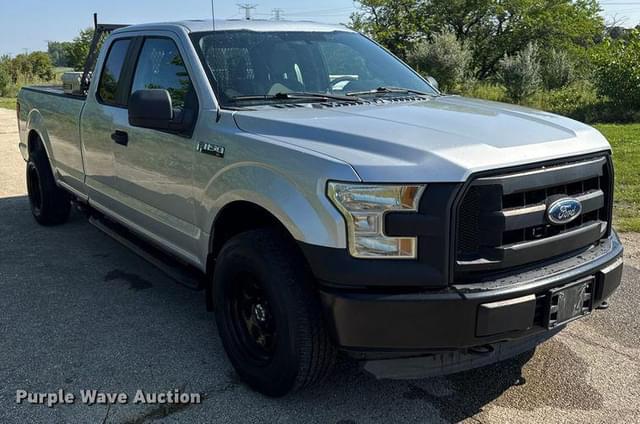 Image of Ford F-150 equipment image 2