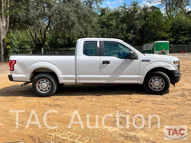 Image of Ford F-150 equipment image 3