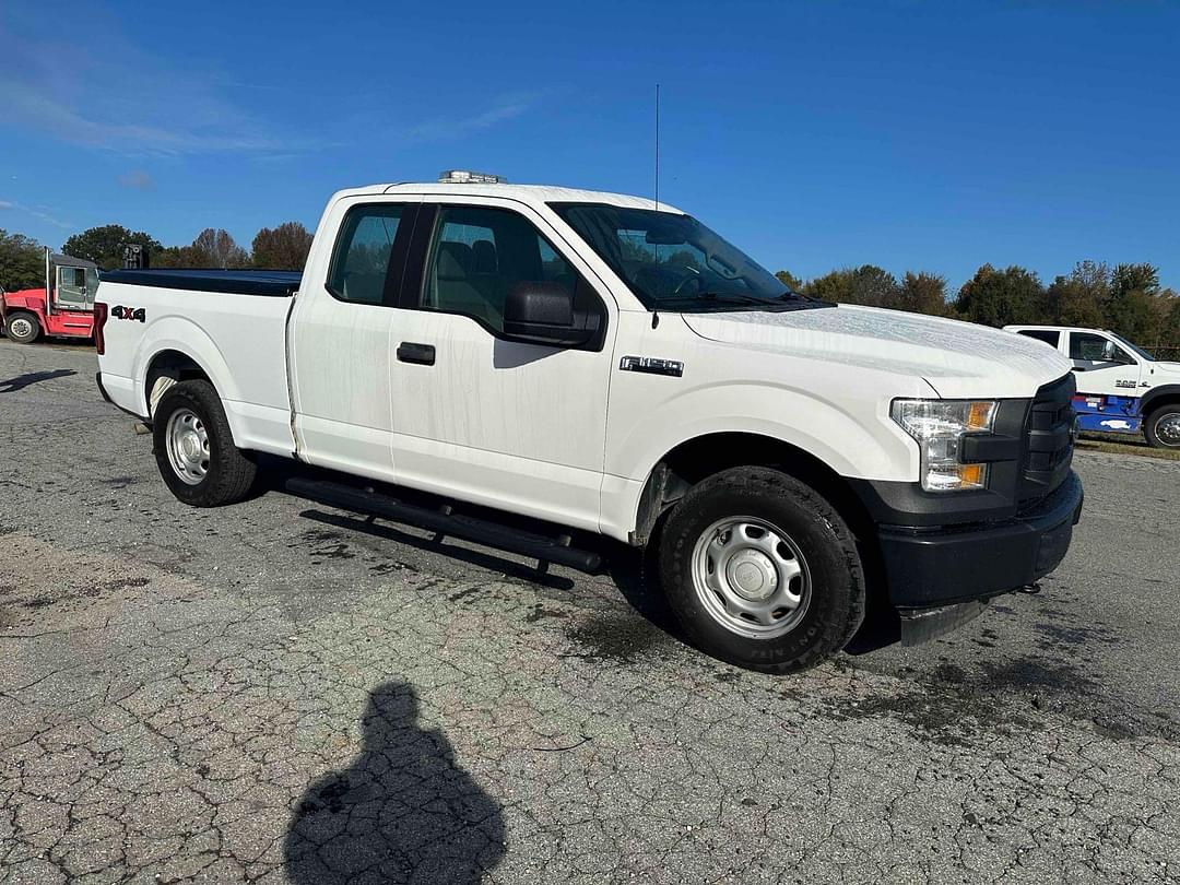 Image of Ford F-150 Primary image