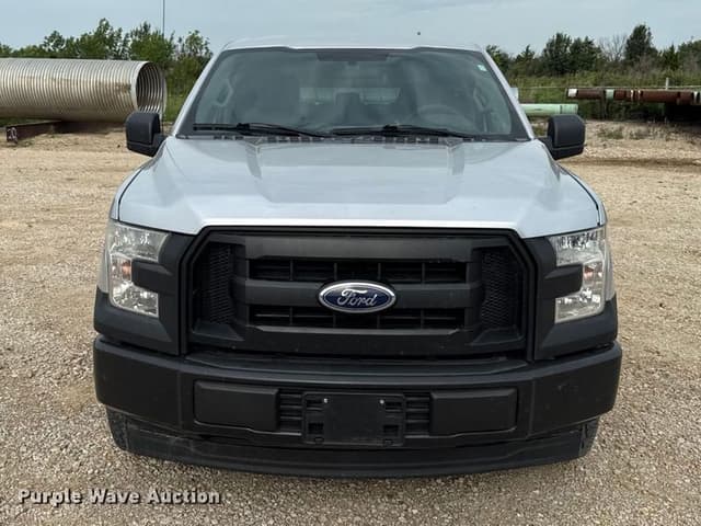 Image of Ford F-150 equipment image 1