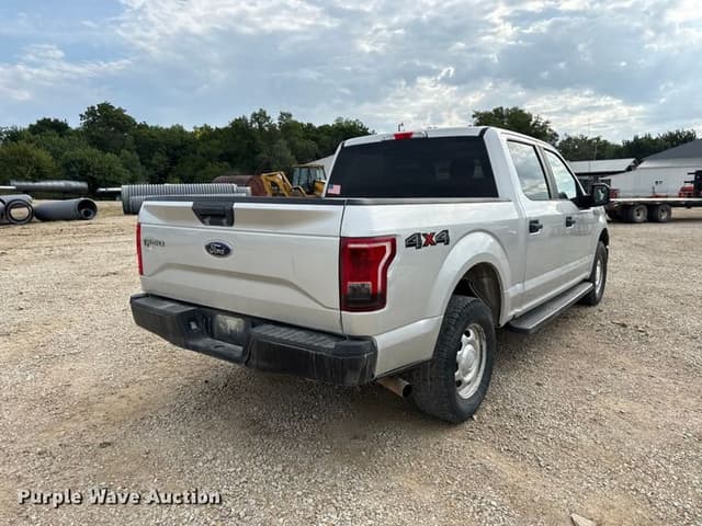 Image of Ford F-150 equipment image 4
