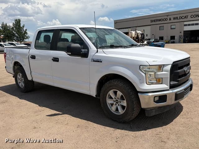 Image of Ford F-150 equipment image 2