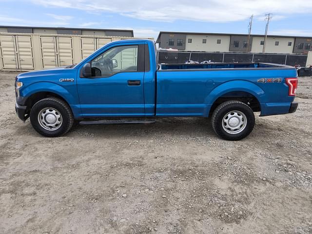 Image of Ford F-150 equipment image 1