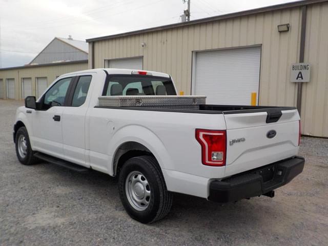 Image of Ford F-150 equipment image 3