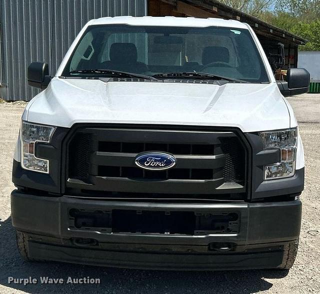 Image of Ford F-150 equipment image 1