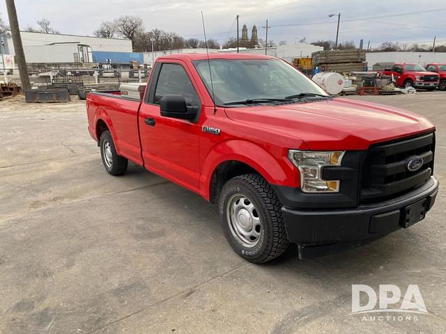 Image of Ford F-150 equipment image 2