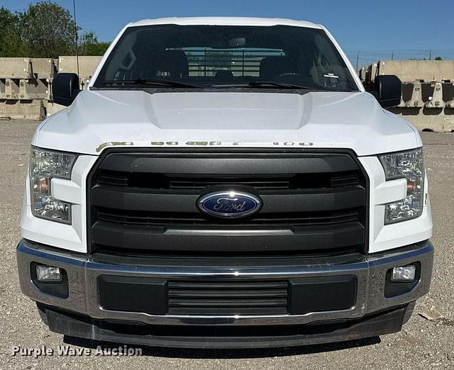 Image of Ford F-150 equipment image 1