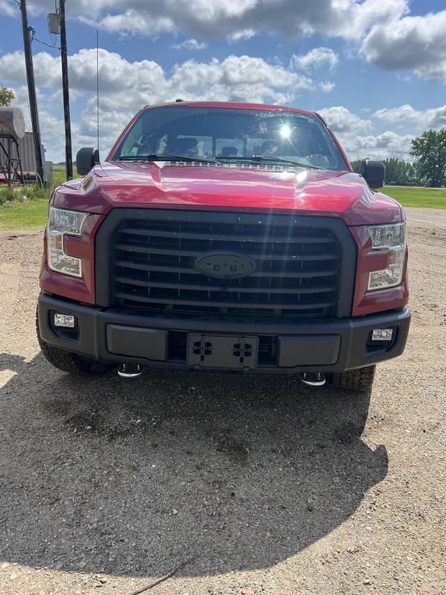 Image of Ford F-150 equipment image 1