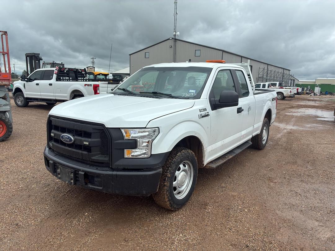 Image of Ford F-150 Primary image