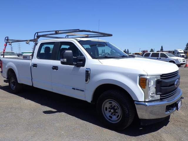 Image of Ford F-250 equipment image 1
