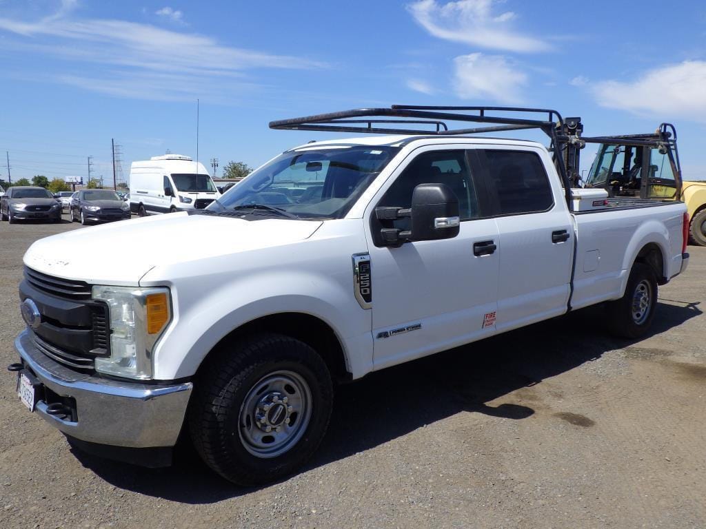2017 Ford F-250 Equipment Image0