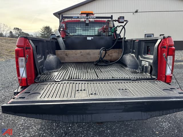 Image of Ford F-250 equipment image 3