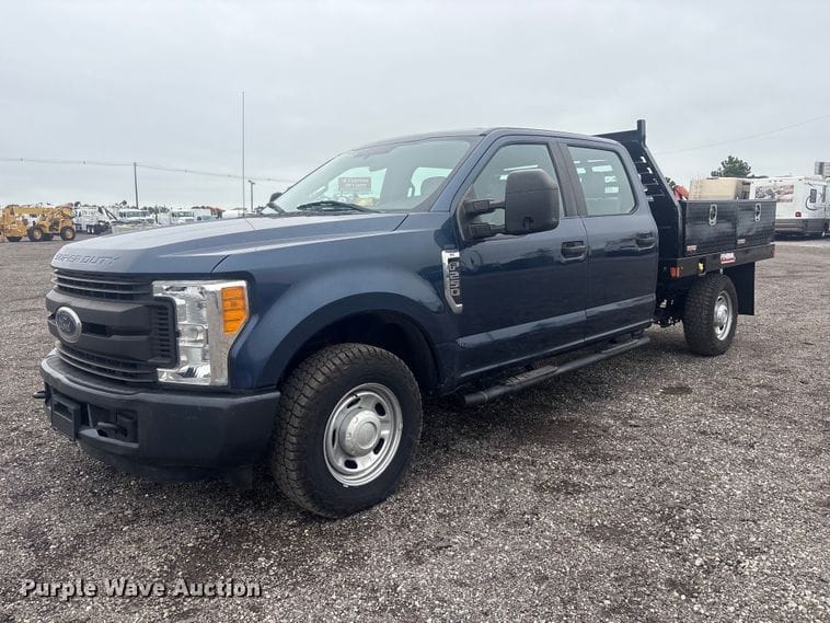 2017 Ford F-250 Equipment Image0