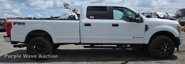 Image of Ford F-250 equipment image 3