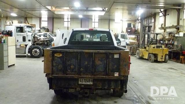 Image of Ford F-250 equipment image 3