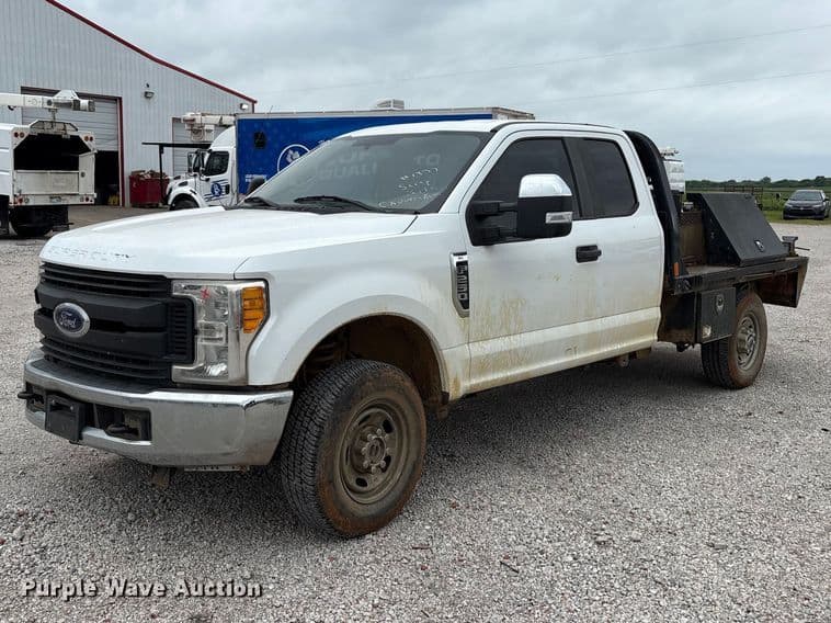 Image of Ford F-250 Primary image