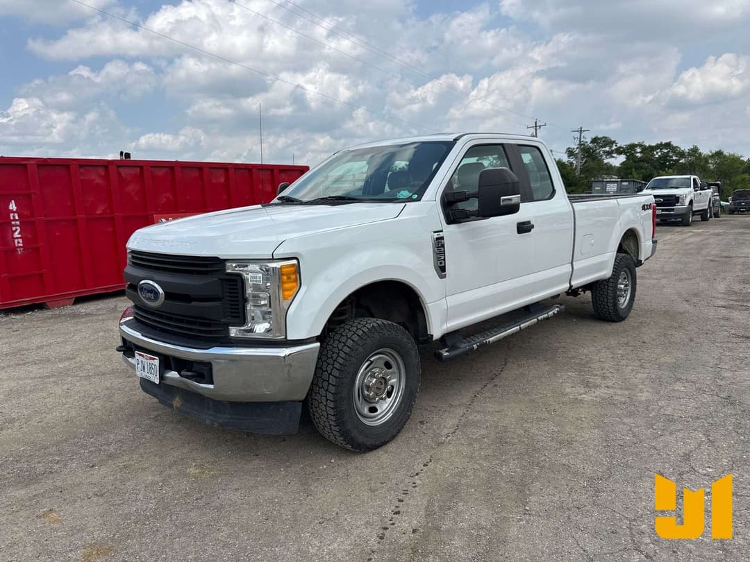 Image of Ford F-250 Primary image