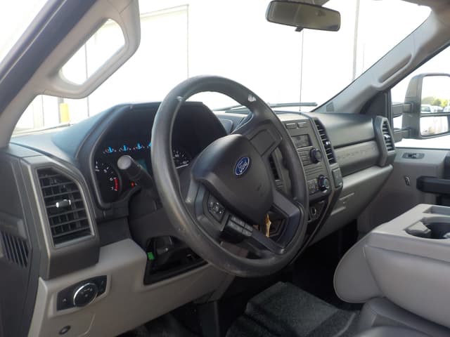 Image of Ford F-250 equipment image 4