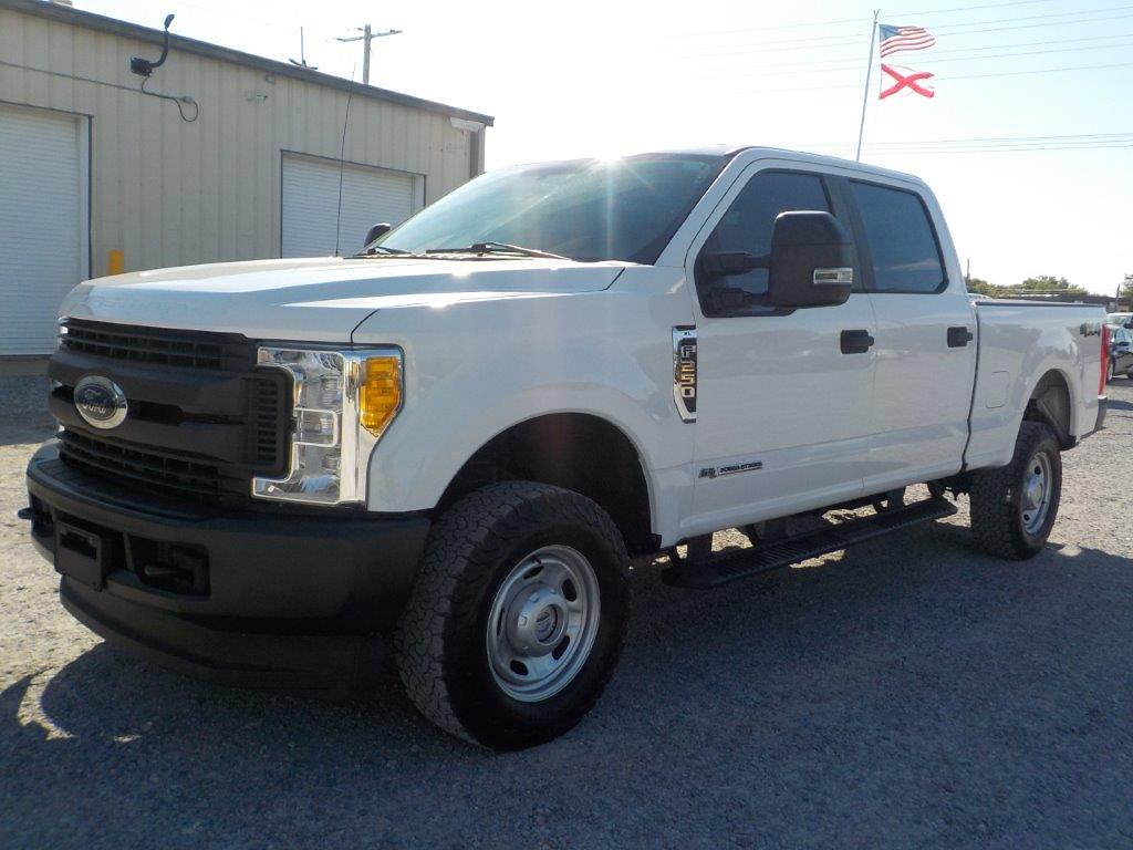 Image of Ford F-250 Primary image