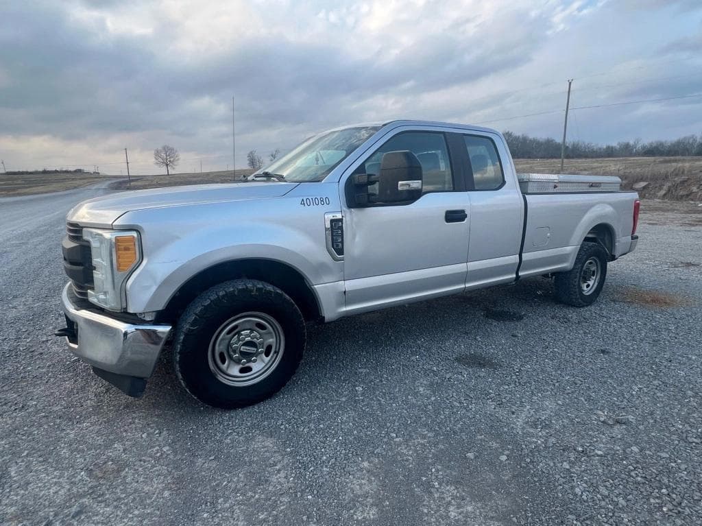 Image of Ford F-250 Primary image