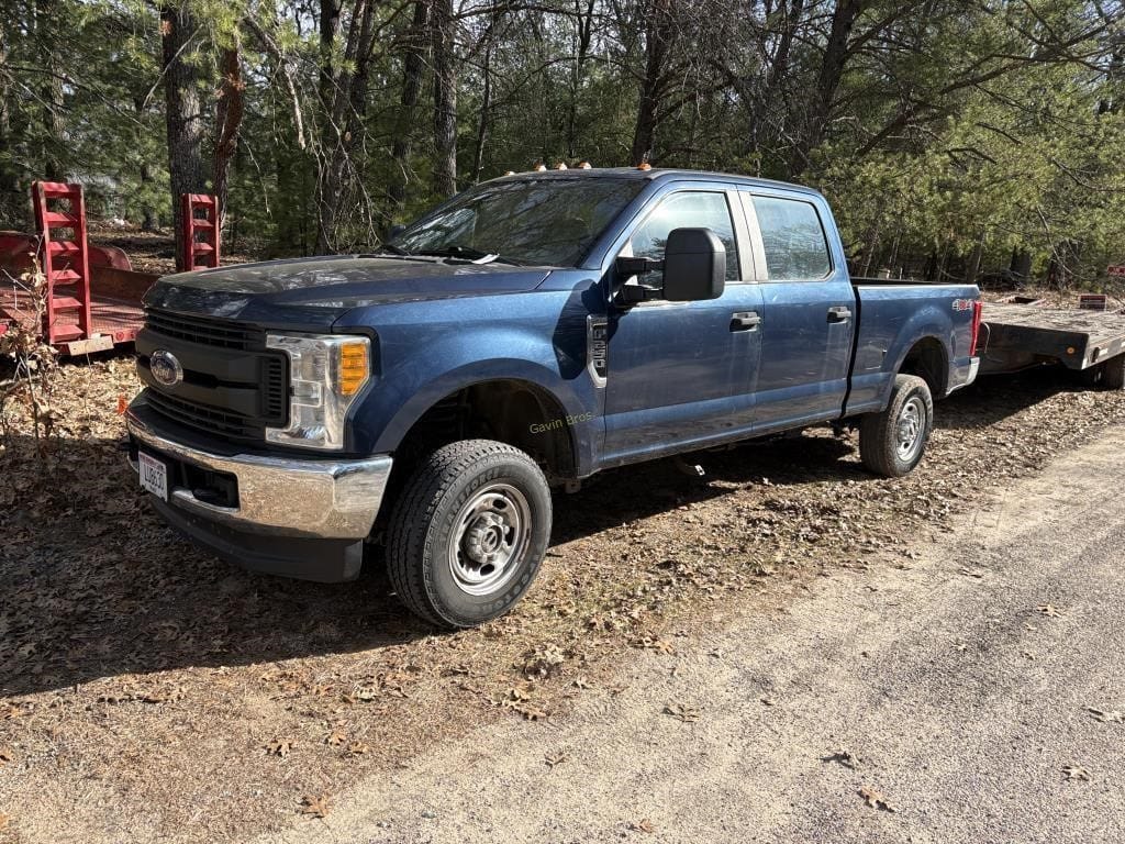 2017 Ford F-250 Equipment Image0