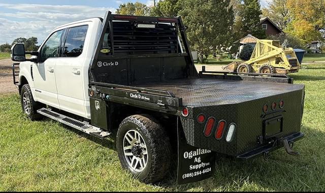Image of Ford F-350 equipment image 4
