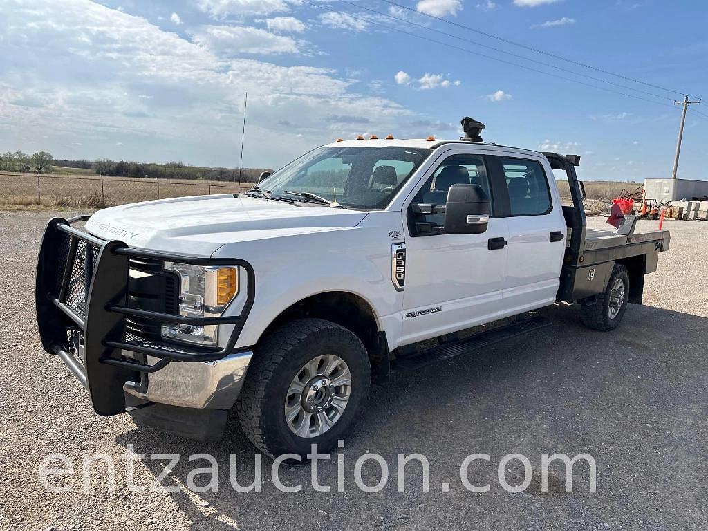 Image of Ford F-350 Primary image